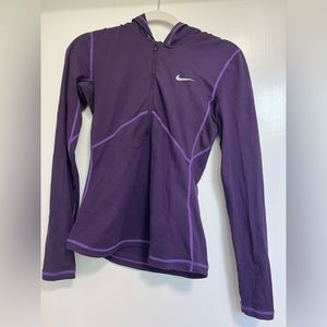 Nike Tennis purple hoody 1/2 zip